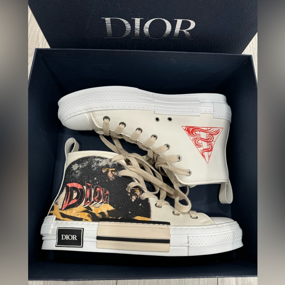 DIOR B23 White Canvas with AsteroDior Signature High Top Sneakers - Picture 2 of 16